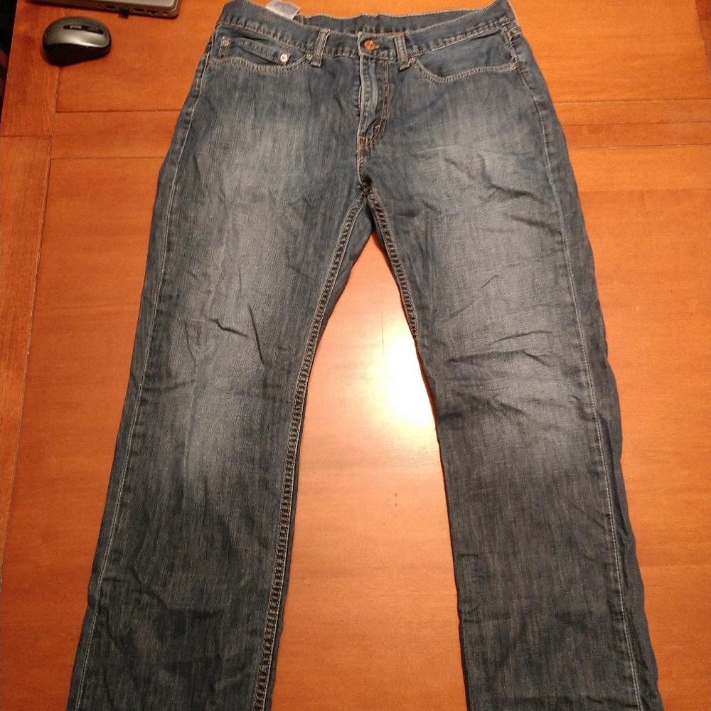 Levi's Straight Jeans
